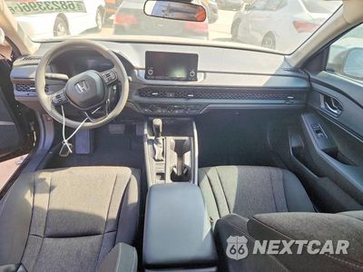 Zdjęcie 8 z 12 samochodu: 2025 HONDA ACCORD SE VIN:1HGCY1F48SA071726 - miniatura