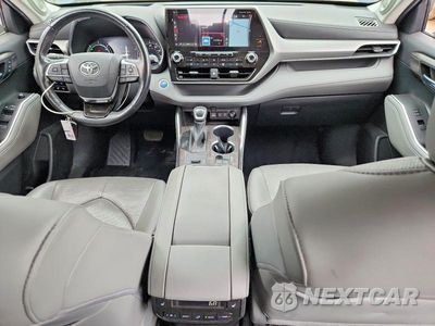 Zdjęcie 8 z 12 samochodu: 2020 TOYOTA HIGHLANDER HYBRID PLATINUM VIN:5TDEBRCH8LS011660 - miniatura
