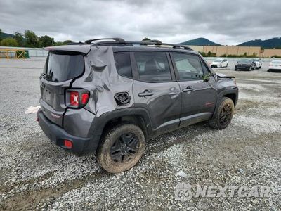 Trzecie zdjęcie samochodu z tyłu: 2018 JEEP RENEGADE TRAILHAWK VIN:ZACCJBCB5JPG88415 - miniatura