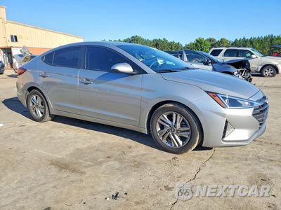 Czwarte zdjęcie samochodu z boku: 2020 HYUNDAI ELANTRA SEL VIN:5NPD84LF8LH583930 - miniatura