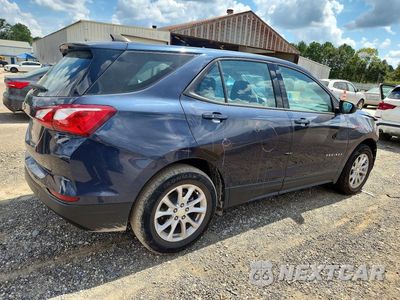 Trzecie zdjęcie samochodu z tyłu: 2019 CHEVROLET EQUINOX LS VIN:3GNAXHEV0KS520706 - miniatura