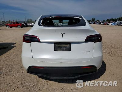 Zdjęcie 6 z 12 samochodu: 2023 TESLA MODEL Y VIN:7SAYGDEE7PA065353 - miniatura