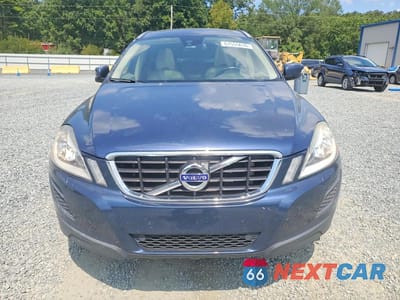 Piąte zdjęcie samochodu w środku: 2013 VOLVO XC60 3.2 VIN:YV4952DL9D2456918 - miniatura