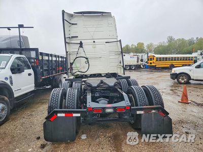 Zdjęcie 6 z 13 samochodu: 2024 VOLVO VNL SEMI TRUCK VIN:4V4NC9EH0RN646286 - miniatura