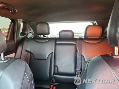 Zdjęcie 10 z 13 samochodu: 2023 JEEP COMPASS LATITUDE LUX VIN:3C4NJDFN9PT518005 - miniatura