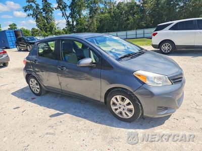 Czwarte zdjęcie samochodu z boku: 2012 TOYOTA YARIS 5-DOOR L VIN:JTDKTUD37CD524397 - miniatura