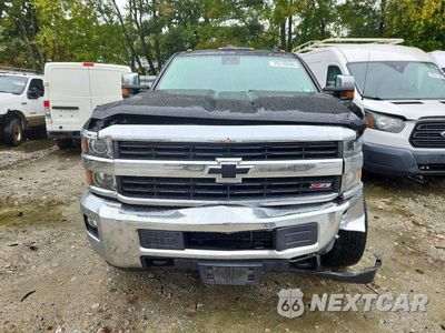 Piąte zdjęcie samochodu w środku: 2017 CHEVROLET SILVERADO K2500 HEAVY DUTY LTZ VIN:1GC1KWEG9HF223802 - miniatura