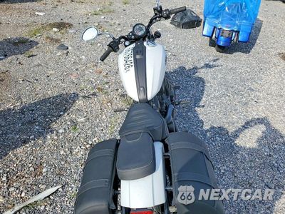 Zdjęcie 6 z 9 samochodu: 2025 INDIAN MOTORCYCLE CO. SCOUT SIXTY BOBBER LIMITED VIN:56KSBC619S3207325 - miniatura