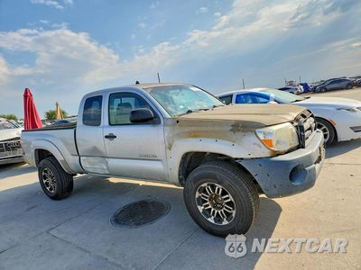 Czwarte zdjęcie samochodu z boku: 2005 TOYOTA TACOMA PRERUNNER ACCESS CAB VIN:5TETU62NX5Z055799 - miniatura