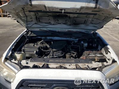 Zdjęcie 11 z 12 samochodu: 2018 TOYOTA TACOMA SR VIN:5TFRX5GN4JX112133 - miniatura