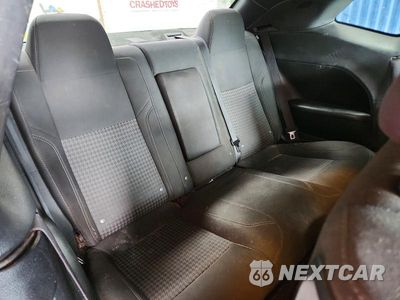 Zdjęcie 10 z 12 samochodu: 2016 DODGE CHALLENGER SXT VIN:2C3CDZAG1GH183713 - miniatura
