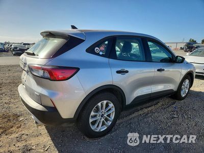 Trzecie zdjęcie samochodu z tyłu: 2020 FORD ESCAPE S VIN:1FMCU0F65LUB70408 - miniatura