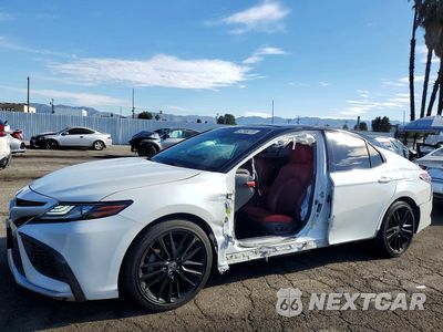 2022 TOYOTA CAMRY XSE 4T1K61AK9NU011331 - główne zdjęcie licytacji z USA - miniatura