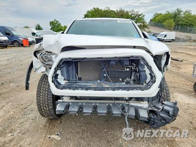 Piąte zdjęcie samochodu w środku: 2016 TOYOTA TACOMA TRD OFF-ROAD VIN:3TMCZ5AN2GM042610 - miniatura