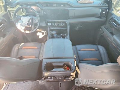 Zdjęcie 8 z 12 samochodu: 2026 GMC SIERRA K1500 AT4 VIN:3GTUUEEL1TG245623 - miniatura