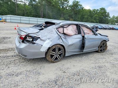 Trzecie zdjęcie samochodu z tyłu: 2017 HONDA ACCORD SPORT VIN:1HGCR2F52HA292095 - miniatura
