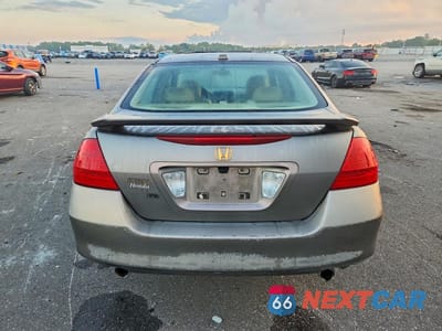 Zdjęcie 6 z 13 samochodu: 2007 HONDA ACCORD EX VIN:1HGCM665X7A081988 - miniatura