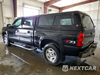 Drugie zdjęcie samochodu z przodu: 2005 CHEVROLET SILVERADO K1500 VIN:2GCEK13T551118813 - miniatura