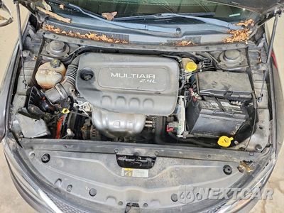 Zdjęcie 11 z 12 samochodu: 2015 CHRYSLER 200 C VIN:1C3CCCCB9FN735398 - miniatura
