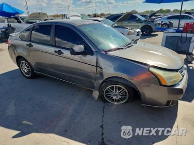Czwarte zdjęcie samochodu z boku: 2011 FORD FOCUS SE VIN:1FAHP3FNXBW147595 - miniatura