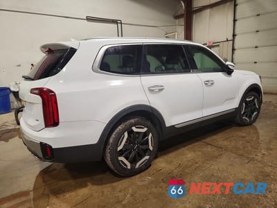 Trzecie zdjęcie samochodu z tyłu: 2023 KIA TELLURIDE S VIN:5XYP6DGC9PG358237 - miniatura