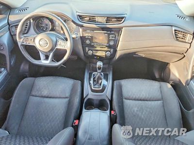 Zdjęcie 8 z 13 samochodu: 2017 NISSAN ROGUE SV VIN:KNMAT2MV9HP544061 - miniatura