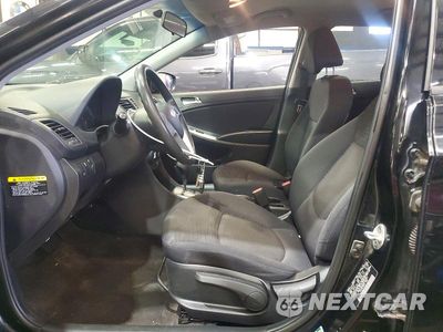 Zdjęcie 7 z 12 samochodu: 2017 HYUNDAI ACCENT SE VIN:KMHCT5AE8HU362461 - miniatura