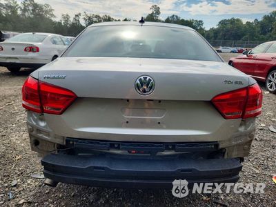Zdjęcie 6 z 12 samochodu: 2013 VOLKSWAGEN PASSAT SEL VIN:1VWCN7A30DC085603 - miniatura