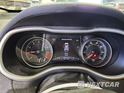 Zdjęcie 9 z 13 samochodu: 2015 JEEP CHEROKEE LIMITED VIN:1C4PJMDS4FW567669 - miniatura