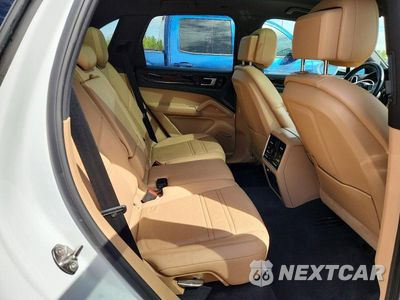 Zdjęcie 11 z 13 samochodu: 2020 PORSCHE CAYENNE VIN:WP1AA2AY3LDA02452 - miniatura