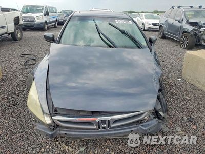 Piąte zdjęcie samochodu w środku: 2007 HONDA ACCORD EX VIN:1HGCM66517A029309 - miniatura