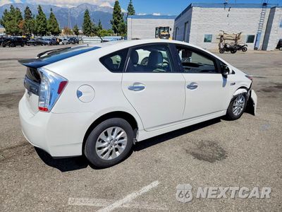 Trzecie zdjęcie samochodu z tyłu: 2014 TOYOTA PRIUS PLUG-IN HYBRID BASE VIN:JTDKN3DP3E3058273 - miniatura