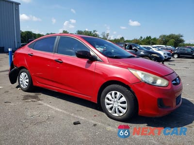 Czwarte zdjęcie samochodu z boku: 2013 HYUNDAI ACCENT GLS VIN:KMHCT4AE5DU271863 - miniatura