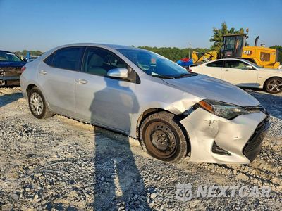 Czwarte zdjęcie samochodu z boku: 2018 TOYOTA COROLLA LE VIN:5YFBURHE2JP766398 - miniatura