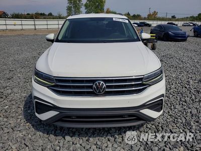 Piąte zdjęcie samochodu w środku: 2022 VOLKSWAGEN TIGUAN S VIN:3VV1B7AX9NM159320 - miniatura