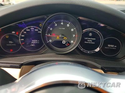 Zdjęcie 9 z 14 samochodu: 2022 PORSCHE CAYENNE VIN:WP1AA2AY1NDA06311 - miniatura