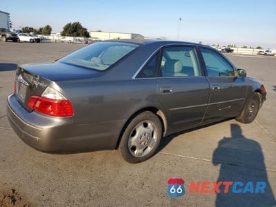 Trzecie zdjęcie samochodu z tyłu: 2003 TOYOTA AVALON XLS VIN:4T1BF28BX3U295786 - miniatura