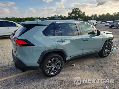 Trzecie zdjęcie samochodu z tyłu: 2022 TOYOTA RAV4 XLE PREMIUM VIN:JTMB6RFV6ND065210 - miniatura