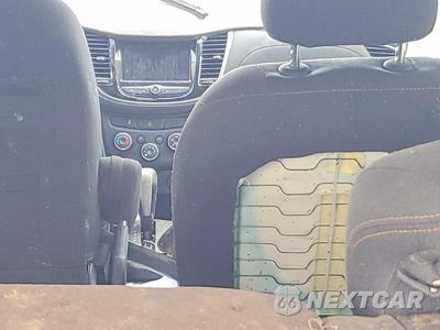 Zdjęcie 8 z 13 samochodu: 2020 CHEVROLET TRAX 1LT VIN:3GNCJPSB8LL264065 - miniatura