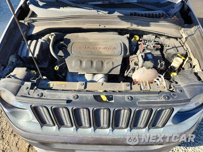 Zdjęcie 12 z 13 samochodu: 2016 JEEP RENEGADE LATITUDE VIN:ZACCJBBT0GPD54120 - miniatura