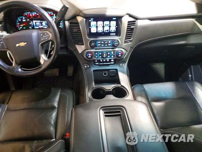 Zdjęcie 8 z 13 samochodu: 2017 CHEVROLET SUBURBAN K1500 LT VIN:1GNSKHKC0HR242620 - miniatura