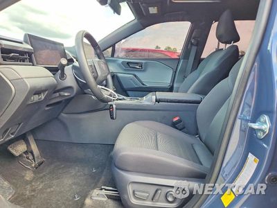 Zdjęcie 7 z 13 samochodu: 2026 TOYOTA RAV4 PLUG-IN HYBRID SE VIN:JTM7ERAV8TJ002026 - miniatura