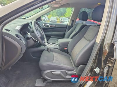 Zdjęcie 7 z 13 samochodu: 2017 NISSAN PATHFINDER S VIN:5N1DR2MM0HC630509 - miniatura