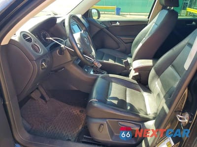 Zdjęcie 7 z 12 samochodu: 2014 VOLKSWAGEN TIGUAN S VIN:WVGAV3AX7EW554171 - miniatura