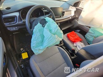 Zdjęcie 8 z 12 samochodu: 2023 KIA RIO S VIN:3KPA24AD1PE533144 - miniatura