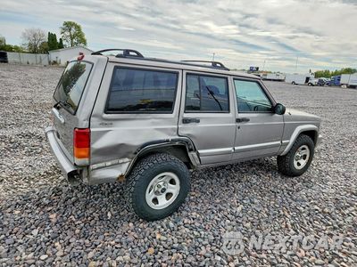 Trzecie zdjęcie samochodu z tyłu: 2001 JEEP CHEROKEE CLASSIC VIN:1J4FF58S71L585097 - miniatura