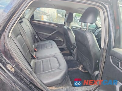 Zdjęcie 10 z 12 samochodu: 2017 VOLKSWAGEN PASSAT SE VIN:1VWBT7A35HC016753 - miniatura