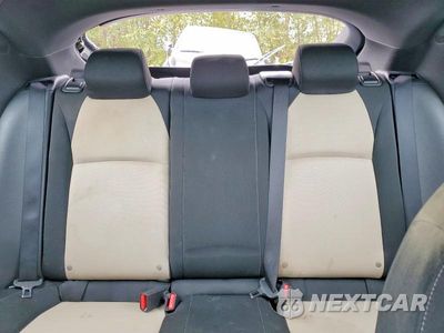 Zdjęcie 10 z 14 samochodu: 2017 HONDA CIVIC LX VIN:SHHFK7H2XHU427233 - miniatura