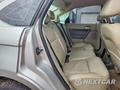 Zdjęcie 10 z 12 samochodu: 2010 FORD FOCUS SEL VIN:1FAHP3HN6AW220280 - miniatura