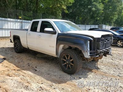 Czwarte zdjęcie samochodu z boku: 2017 GMC SIERRA K1500 VIN:1GTV2LEC3HZ113291 - miniatura